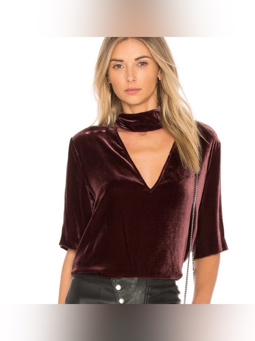 THEORY - Velvet Mockneck Cut-out short sleeve in Black Currant. Large